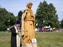 В Калининградской области появился памятник покровителю охотников 
