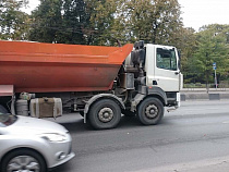 Из-за жары на пару дней федеральные трассы в Калининградской области днём закроют для большегрузов