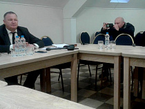 Мельников о туристах: приехали с котлетами из Калининграда, а нам оставили туалетную бумагу 