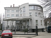 «Зетта Страхование» отказалось из-за дерева выплатить по ОСАГО 281 тысячу рублей