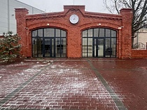 В Балтийске в немецком здании уже больше года не могут сделать туалет