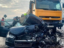 В Калининграде умер водитель раздавленного грузовиком «Ауди»