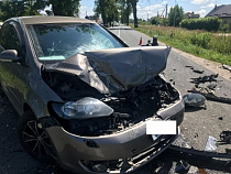 Под Зеленоградском водитель-пенсионер потерял сознание и врезался в дерево