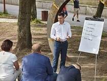 Алиханов пообещал в 2022 году увеличить зарплаты 