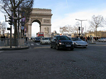 После сожжённой Триумфальной арки разногласия между США и Францией обострились