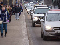 2 марта калининградцы пошли на работу пешком