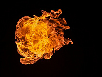 Девять человек спасли на пожаре на проспекте Победы в Калининграде