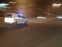 Любовник выкрутил ногу и сломал лодыжку своей женщине 