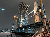 На двухъярусном мосту Калининграда обнуляют общественный транспорт