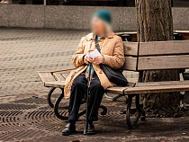 66-летняя пенсионерка обворовала подрастающее поколение в Калининграде