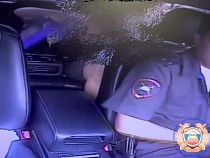 В Калининграде инспектор ДПС доставил в больницу задыхавшегося мальчика