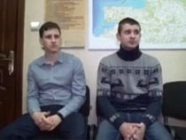 Полицейских из Пионерского заставили вырезать снежинки (видео) + дополнено