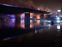 В Варшаве 10 часов тушили мост через Вислу