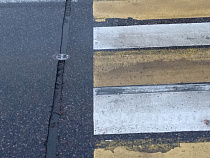 В Калининграде монтируют первый пешеходный переход с подсветкой по ночам