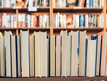 Подборка захватывающих книг, которые можно читать прямо со смартфона, для калининградских школьников