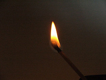 Очевидцы: из горящей квартиры на Московском проспекте спасли ребенка