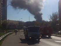 В Калининграде горит здание, принадлежащее военным