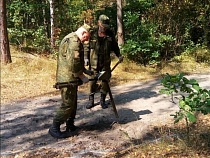 Артснаряды, граната: Балтийск разминируют с воды и на суше 