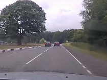 Два БМВ устроили гонки по встречке на трассе Калининград – Балтийск (видео)