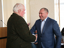 Депутат Калининградской областной Думы Олег Болычев награждён медалью «100 лет ВЧК-КГБ-ФСБ»