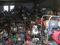 Приставы передали в Росимущество 88 мотопомп чёрных копателей янтаря