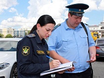 Отец вернул маленькой дочери 425 000 рублей и забрал «Опель»