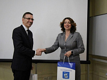 Президенту Ольштына вручили приглашение на День города Калининграда