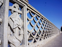 Названы условия перекрытия тротуаров эстакадного моста Калининграда