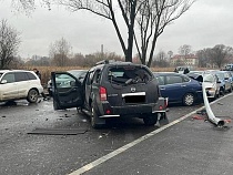 Работник автосервиса устроил ДТП на Транспортной на угнанном «Ниссане» 