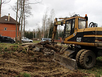 В Прибрежном снесли три недостроенных дома