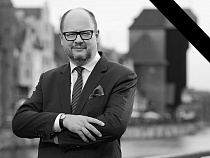 В день похорон Павла Адамовича в Гданьске общественный транспорт будет бесплатным