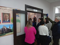 В Славске губернатору пожаловались на воду из-под скотины