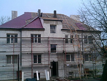 Иван Привалов считает, что ремонт дома в Балтийске дискредитирует региональную программу капремонта