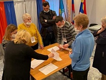 Главврач санатория победил на выборах в Пионерском с 98 голосами 