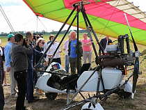 В Гурьевском районе сельхозугодия обрабатывают с мотодельтаплана