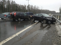 Под Калининградом столкнулись шесть автомобилей