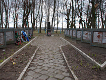 В поселке под Калининградом возродят старинный парк и облагородят братскую могилу
