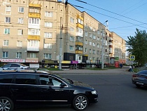 В Калининграде ушедшую от детей на час мать наказали протоколом