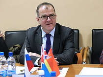 Генконсул Великобритании в Санкт-Петербурге: дипмиссия готова помочь с поиском инвесторов для Калининградской области