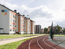 Алиханов пообещал три новые дороги в районе школы в Калининграде 