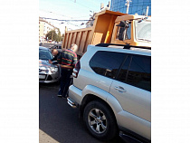 "Камаз" притёр «Лэнд Крузер Прадо»