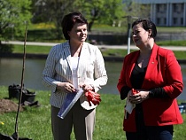 «Деревья ни при чём»: как Дятлова помогла Оргеевой с посадками 