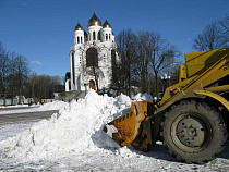Мэрия: за сутки в Калининграде убрано 457 тонн снега