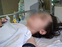 Мама девочки, на которую упал шкаф, обратилась в Следственный комитет (дополнено)