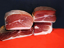 Не дали въехать с литовским салом в Калининградскую область