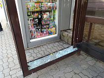 Разрушение остановок в Калининграде носит «целенаправленный характер»