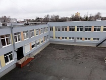 Лицей №17 в Калининграде тихо принял на работу сотрудника с госслужбы