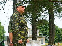 Губернатор поймал троих малолетних поджигателей травы