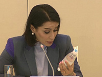 Тина Канделаки размазала бренд калининградской минералки 