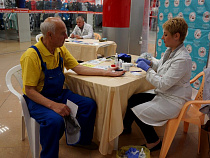 «День без табака»: почти 100 человек приняли участие в акции в ТЦ «Сити»